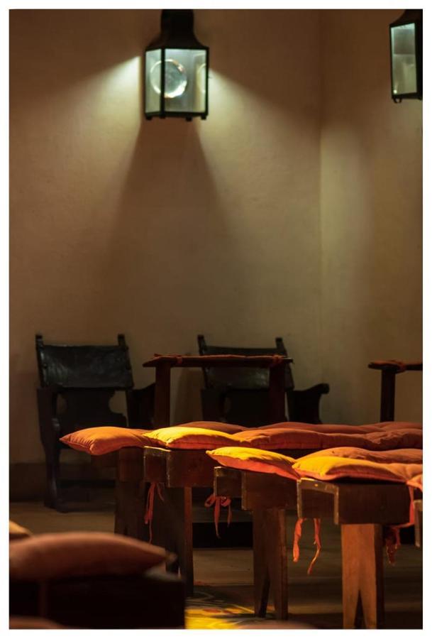 灵格斯酒店 Los Lingues 外观 照片